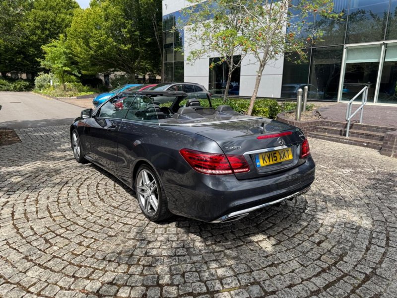 MERCEDES-BENZ E CLASS