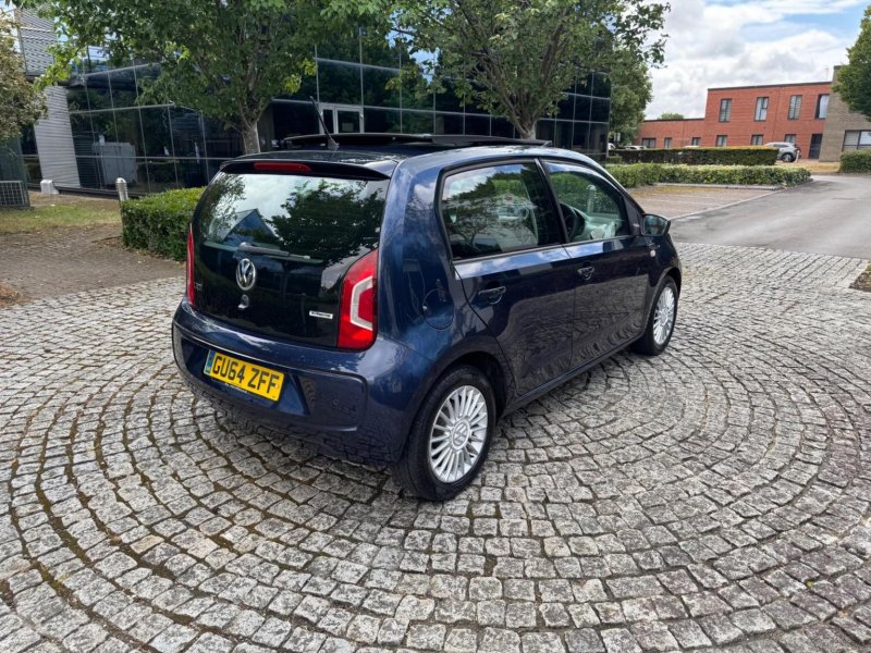 VOLKSWAGEN UP