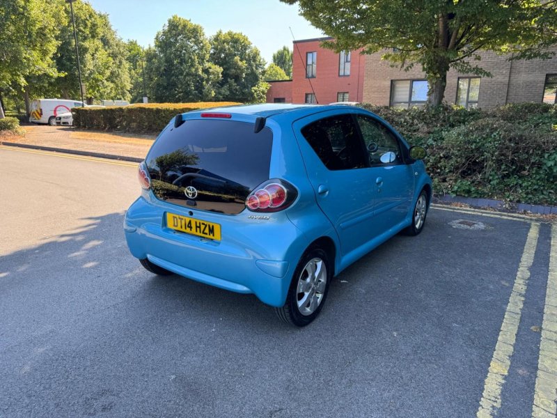 TOYOTA AYGO