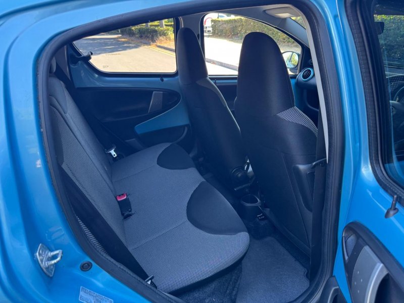 TOYOTA AYGO