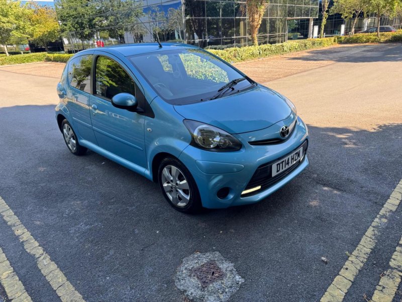 TOYOTA AYGO