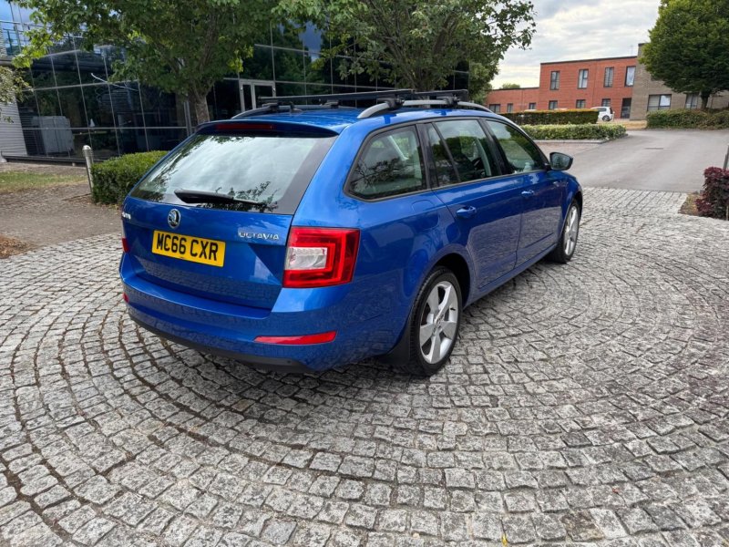 SKODA OCTAVIA