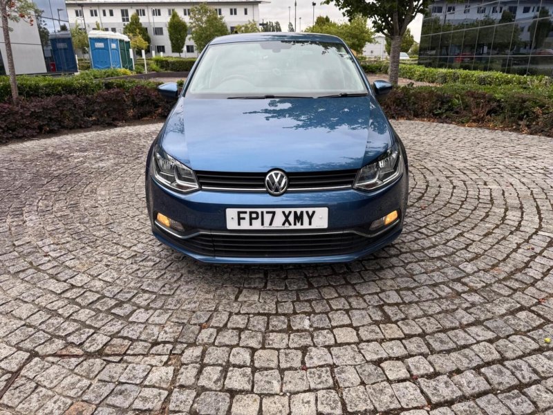 VOLKSWAGEN