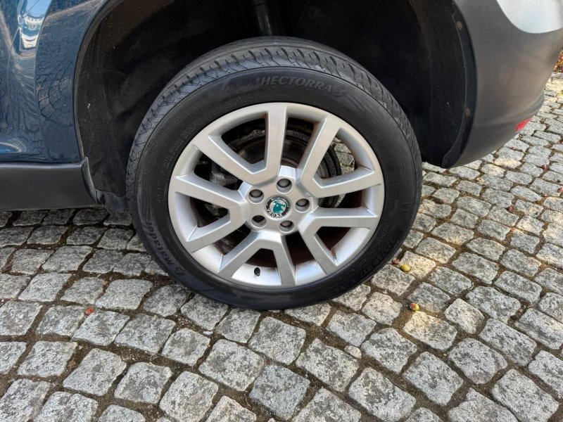 SKODA YETI