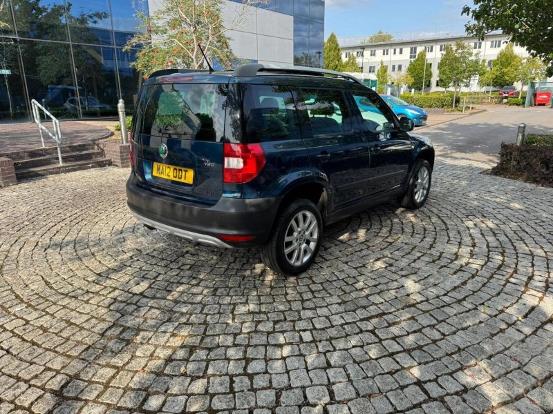 SKODA YETI