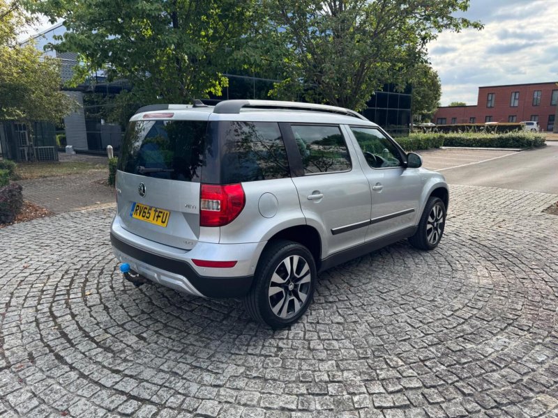 SKODA YETI