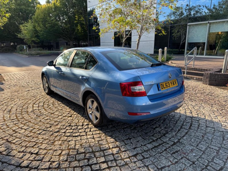 SKODA OCTAVIA