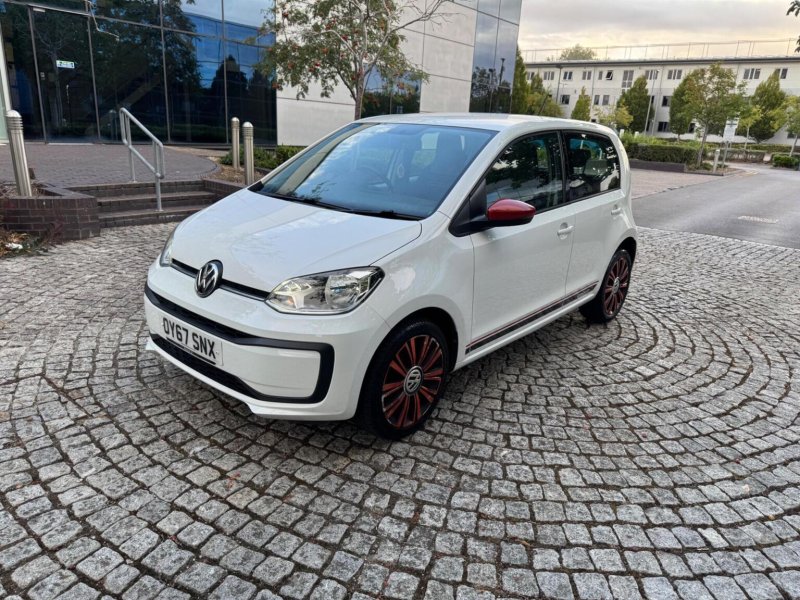 VOLKSWAGEN UP