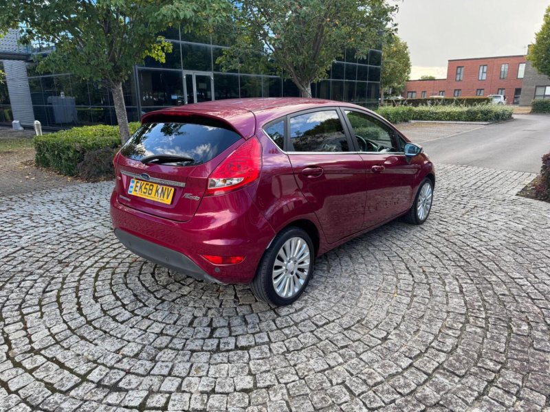 FORD FIESTA