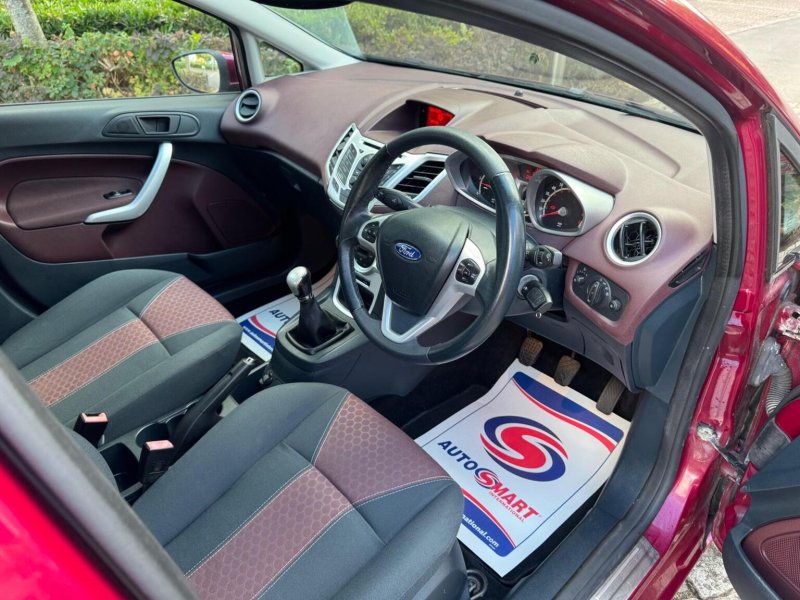 FORD FIESTA