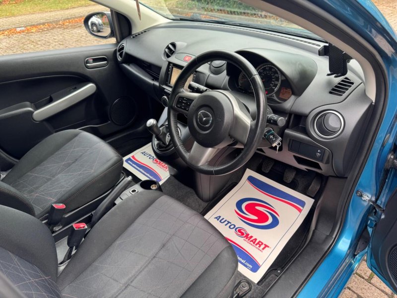 MAZDA MAZDA2