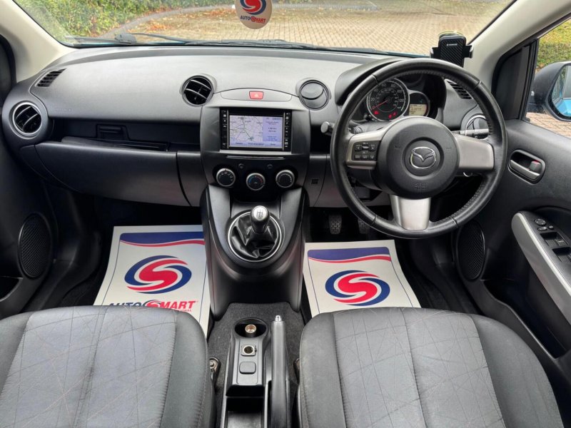 MAZDA MAZDA2
