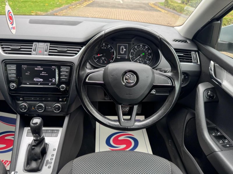 SKODA OCTAVIA