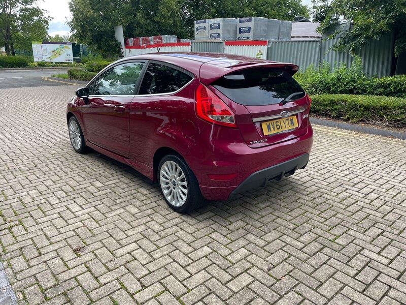 FORD FIESTA